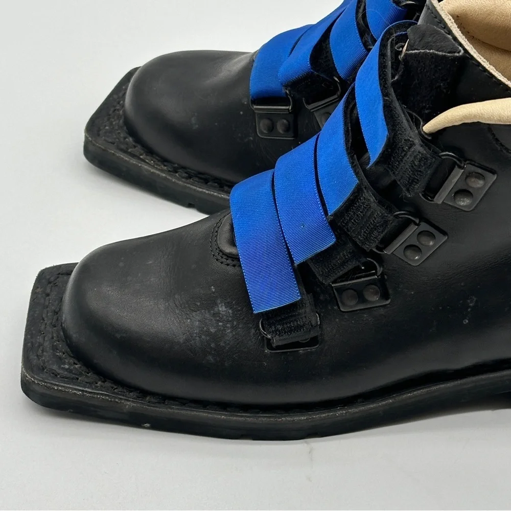 MERRELL All Leather 75 mm 3-Pin Nordic Backcountry Telemark Ski Boots Womens 7‎